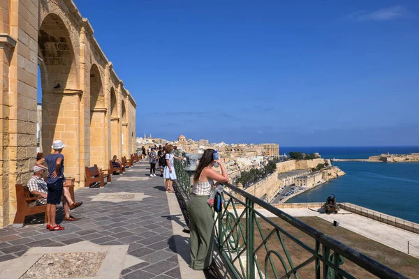 Övre Barrakka Gardens Terrass i Valletta, Malta — Stockfoto