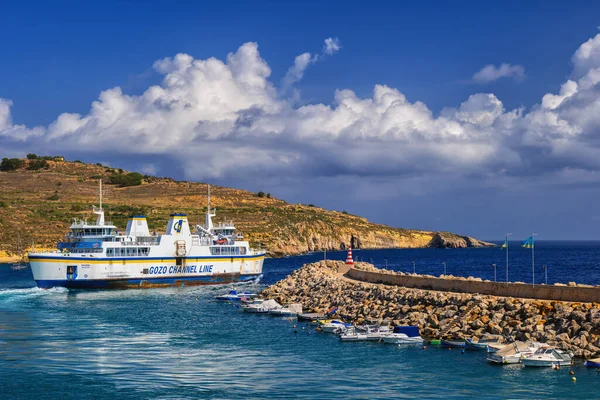 Ferry Boat From Gozo To Malta Island — Stock Photo, Image