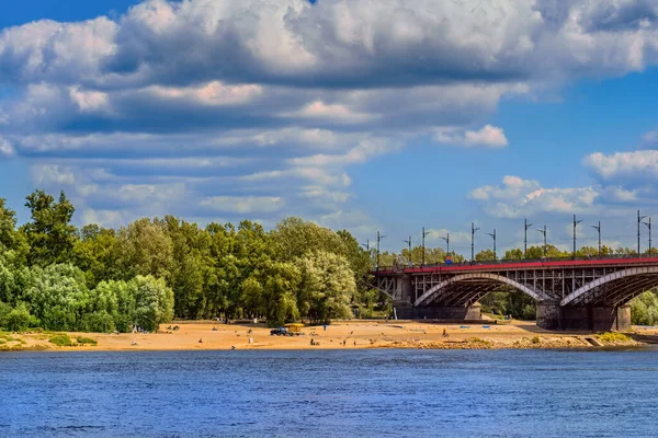 Vistula Rivier Met Strand Bij Poniatowski Brug Warschau Polen — Stockfoto