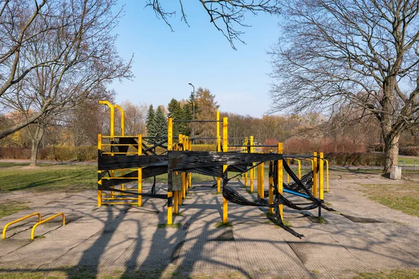 Máquinas Ginástica Livre Parque Público Cidade Fechado Fazer Uma Doença — Fotografia de Stock