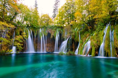 Şelaleler Plitvice Milli Parkı