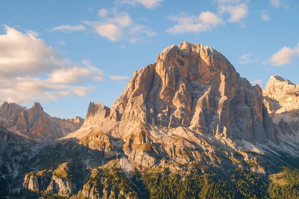 Tofana rozsah po západu slunce, Alpy Dolomity — Stock fotografie