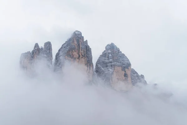 Drei Zinnen Lavaredo, Dolomitas Alpes montañas — Foto de Stock