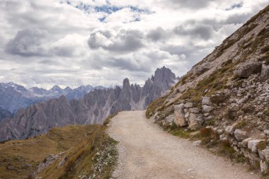 Dolomites dağ panorama, İtalya