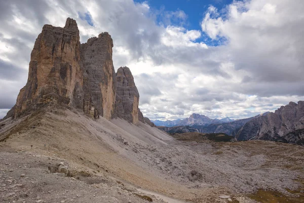 Tre Cime di Lavaredo " Drei Zinnen " in Dolomite Alps — Stock fotografie