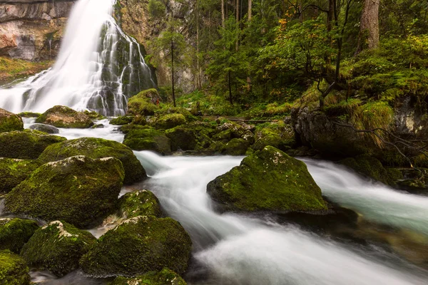 La maestosa cascata di Gollinger in Austria — Foto Stock