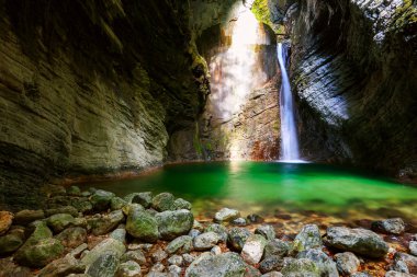 Güzel Kozjak şelale Slovenya