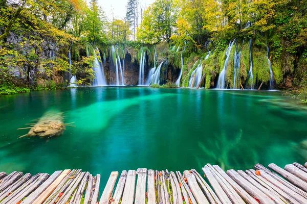 Cachoeiras do Parque Nacional de Plitvice — Fotografia de Stock