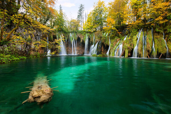 Водопады Плитвицкого национального парка
