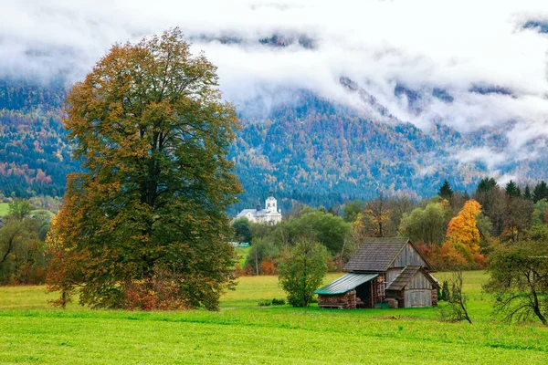 Idilli táj az Alpokban — Stock Fotó