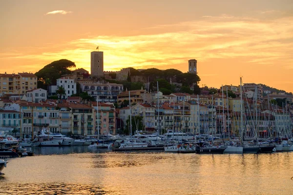 Old city and harbor in Cannes — Stock Photo, Image