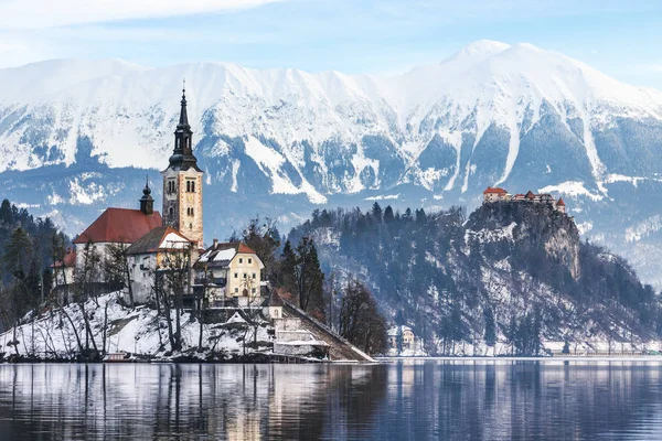 Winterlandschap Lake Bled, Slovenië — Stockfoto