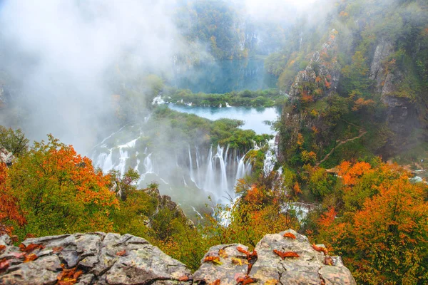 Wodospady, Park Narodowy Plitwickie, Chorwacja — Zdjęcie stockowe
