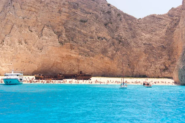 Plage Navagio sur l'île de Zante en Grèce — Photo