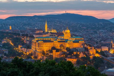 Macaristan 'ın Sunset kentindeki Budapeşte Kalesi