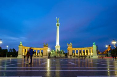 Budapeşte, Macaristan 'daki Kahramanlar Meydanı