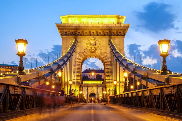 Цепной Мост Будапеште Венгрия Ночью — стоковое фото