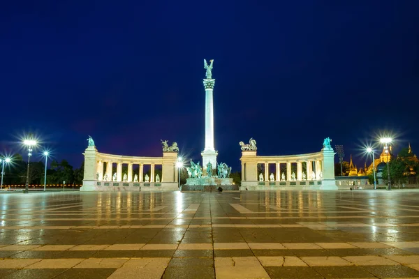 Place des Héros à Budapest, Hongrie — Photo