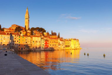Rovinj, güzel gün batımı