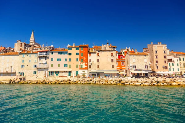 Mooie Kleurrijke Middeleeuwse Stad Van Rovinj Istrië Istrische Schiereiland Kroatië — Stockfoto