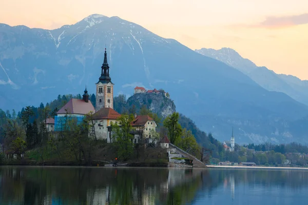 Amazing sunrise at the lake Bled — Stock Photo, Image