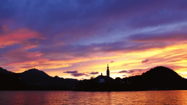 Lake Bled Şaşırtıcı Güneş Doğarken Güz Slovenya Avrupa — Stok video