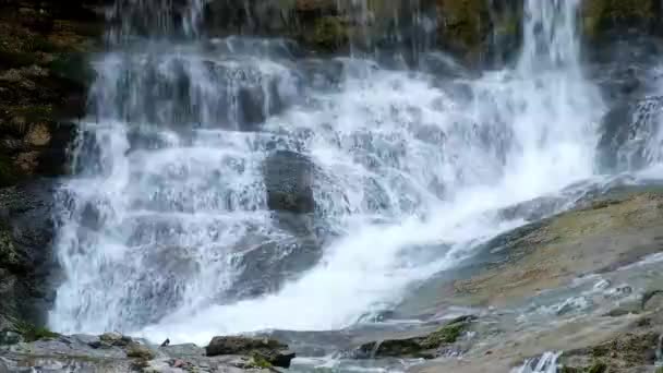 Вражаючий Водоспад Weissbach Поблизу Inzell Баварія Німеччина — стокове відео