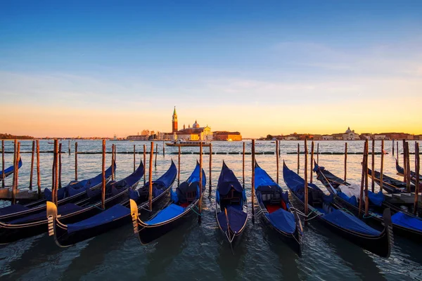 Venice Famous Gondolas Lagoon Sunrise Italy — Stock Photo, Image