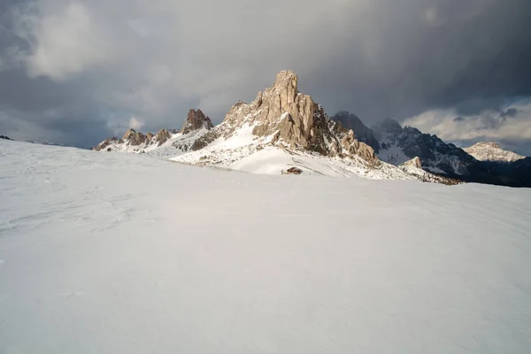 Passo giau - dolomiten - italien — Stockfoto