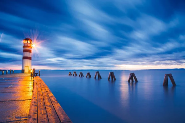 Lighthouse Nad Jeziorem Podersdorf See Zachodzie Słońca Burgenland Austria — Zdjęcie stockowe