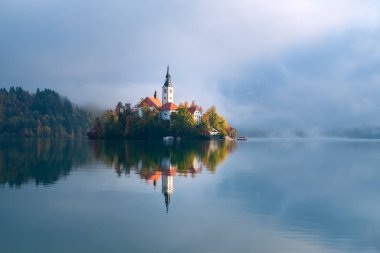 Slovenya 'da göl kanadı