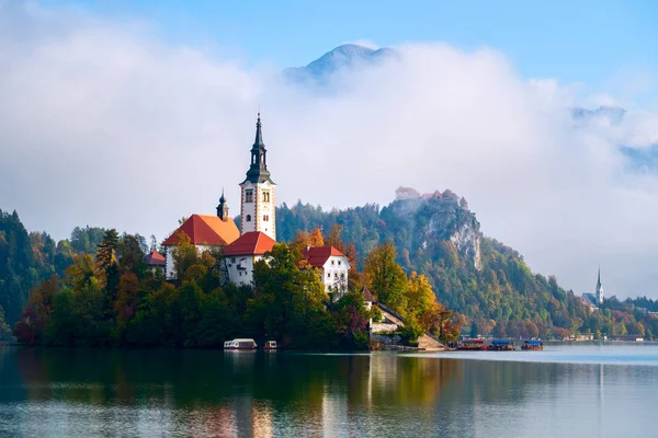 Sjön blödde i Slovenien — Stockfoto
