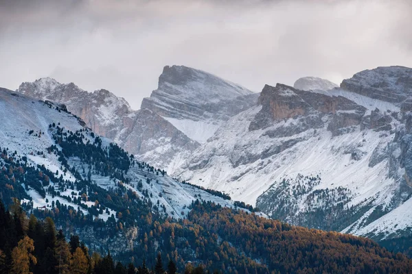 Seiser Alm se skupinou Langkofel — Stock fotografie