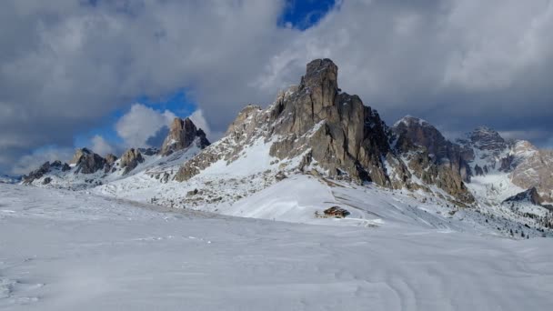 Φανταστική Χειμερινό Τοπίο Κοντά Passo Giau Δολομίτες Ιταλία — Αρχείο Βίντεο