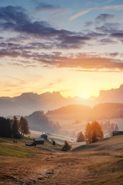 Salida Del Sol Valle Alpe Siusi Dolomitas Italianas Europa —  Fotos de Stock