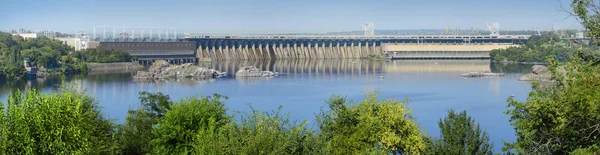 Dnieper hydroelectric station in Zaporozhye — Stock Photo, Image