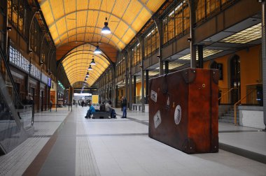 Tren istasyonu. Wroclaw