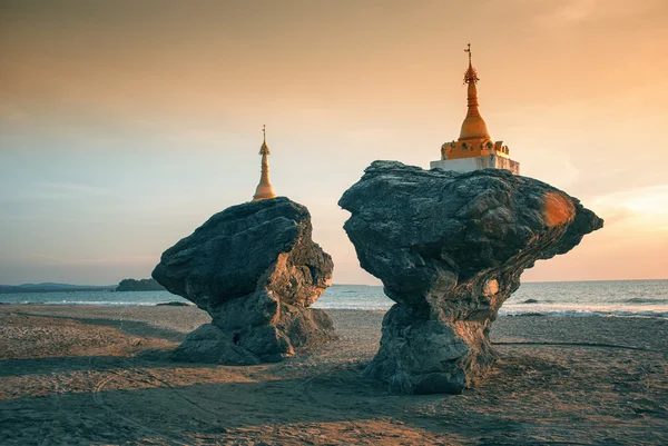 Zwei Zwillingspagoden, Burma — Stockfoto