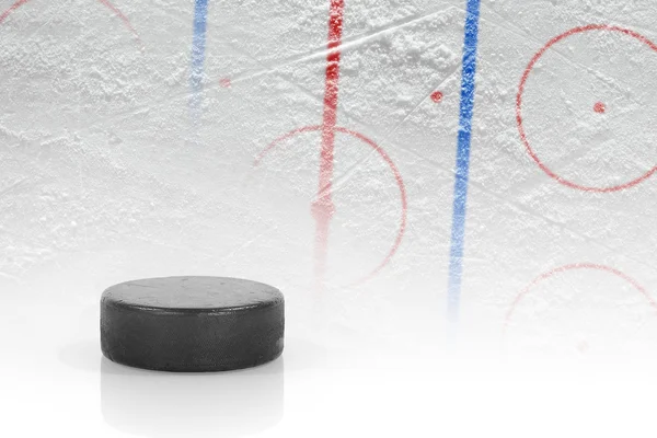 Puck and hockey field with markings — Stock Photo, Image