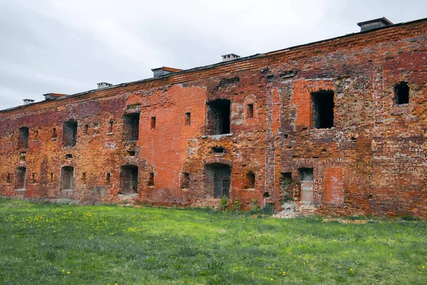 Fortress bastion with embrasure — Stock Photo, Image