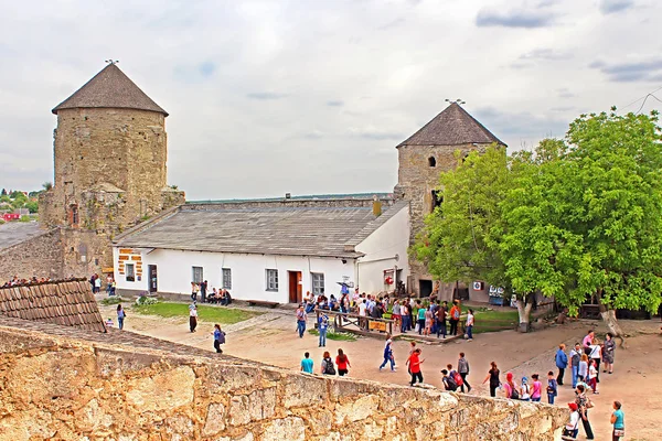 Castelo de Kamianets-Podilskyi é um antigo castelo ruteno-lituano e uma posterior fortaleza polonesa de três partes localizada na histórica cidade de Kamianets-Podilskyi, Ucrânia. — Fotografia de Stock