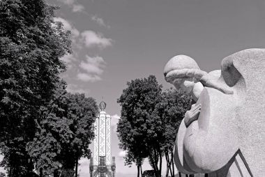 1932-1933 Kiev, Ukrayna'büyük kıtlık kurbanları milyonlarca anıt. Siyah ve beyaz filtre
