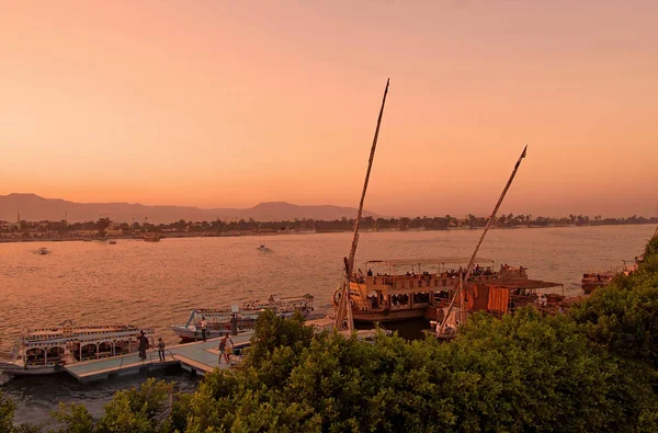 Sonnenuntergang am Nil in Ägypten, Afrika — Stockfoto