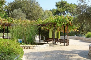 Ramat Hanadiv, Baron Edmond de Rothschild, Zichron Yaakov, İsrail Memorial Gardens park