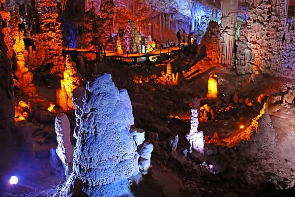 Avshalom grot, ook bekend als de Soreq Cave, een grot grote stalactieten in de buurt van Beit-Shemesh in Centraal Israël — Stockfoto