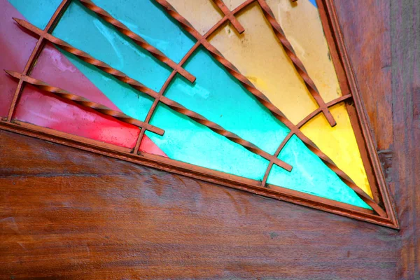 Latrun Trappist Manastırı İsrail renkli camlar — Stok fotoğraf