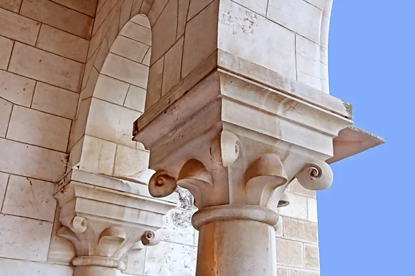 Colonnes du monastère trappiste de Latrun en Israël — Photo