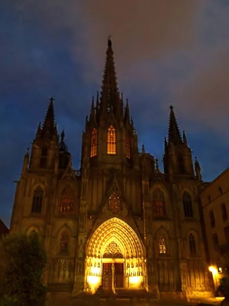 Heliga Korsets Och Saint Eulalias Katedral Natten Barcelona Spanien — Stockfoto