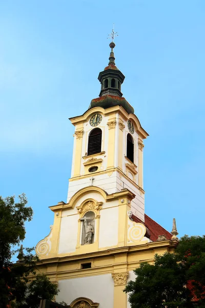 Kościół Miłosiernych Braci Bratysławie Słowacja — Zdjęcie stockowe