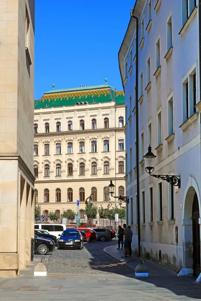 Bratysława Słowacja Wrzesień 2019 Widok Budynek Poczty Generalnej Zielonym Dachem — Zdjęcie stockowe